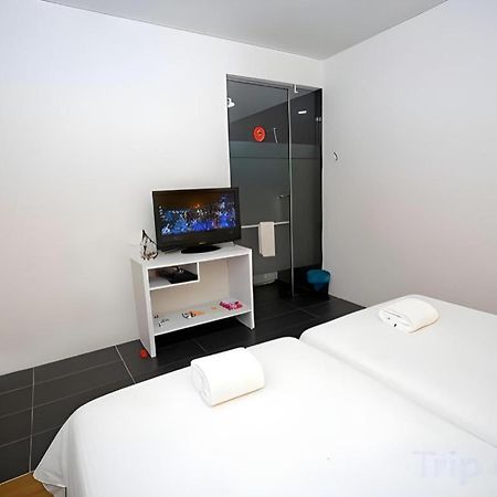 Zoom Inn Boutique Hotel - Danga Bay Johor Bahru Ngoại thất bức ảnh
