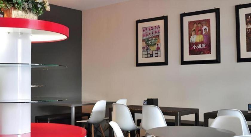 Zoom Inn Boutique Hotel - Danga Bay Johor Bahru Ngoại thất bức ảnh