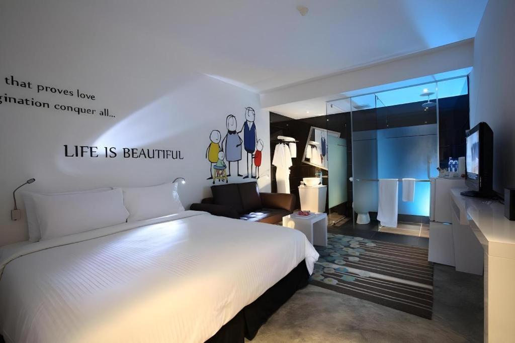 Zoom Inn Boutique Hotel - Danga Bay Johor Bahru Ngoại thất bức ảnh
