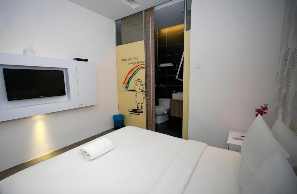 Zoom Inn Boutique Hotel - Danga Bay Johor Bahru Ngoại thất bức ảnh
